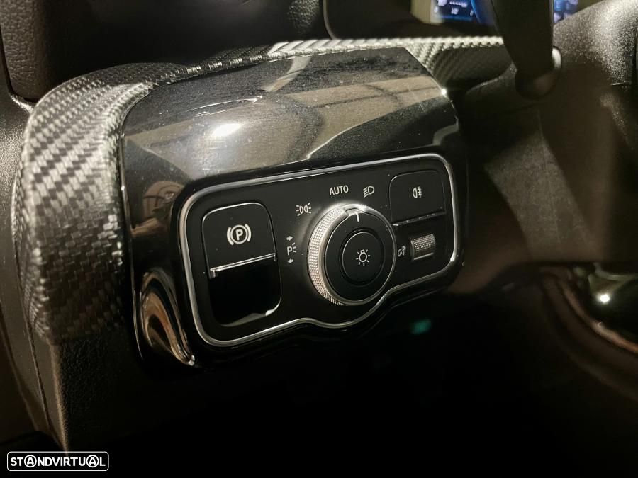 Mercedes-Benz A 250 e Style Plus - 16