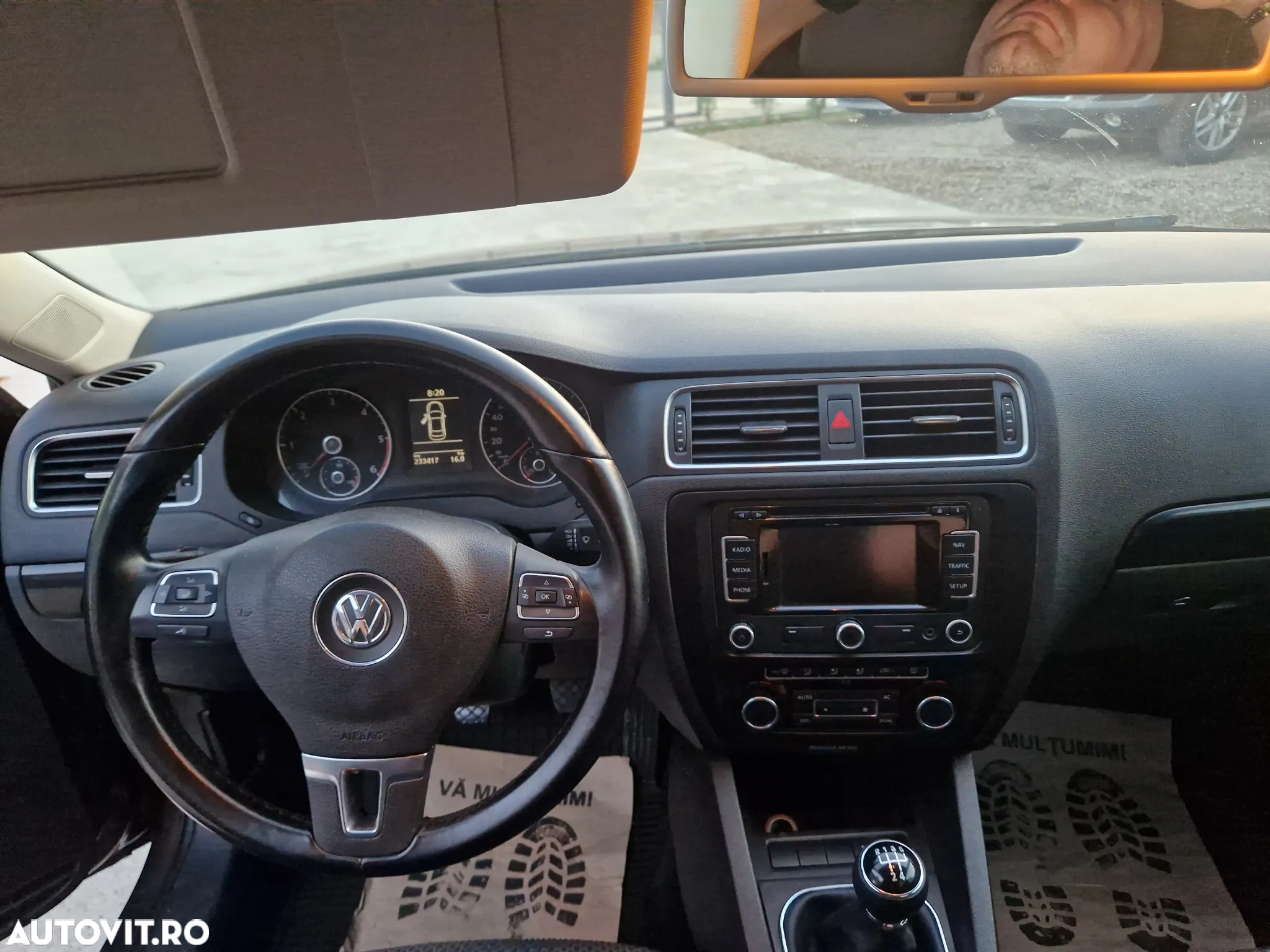 Volkswagen Jetta 1.6 TDI Blue Motion Technology Comfortline - 7