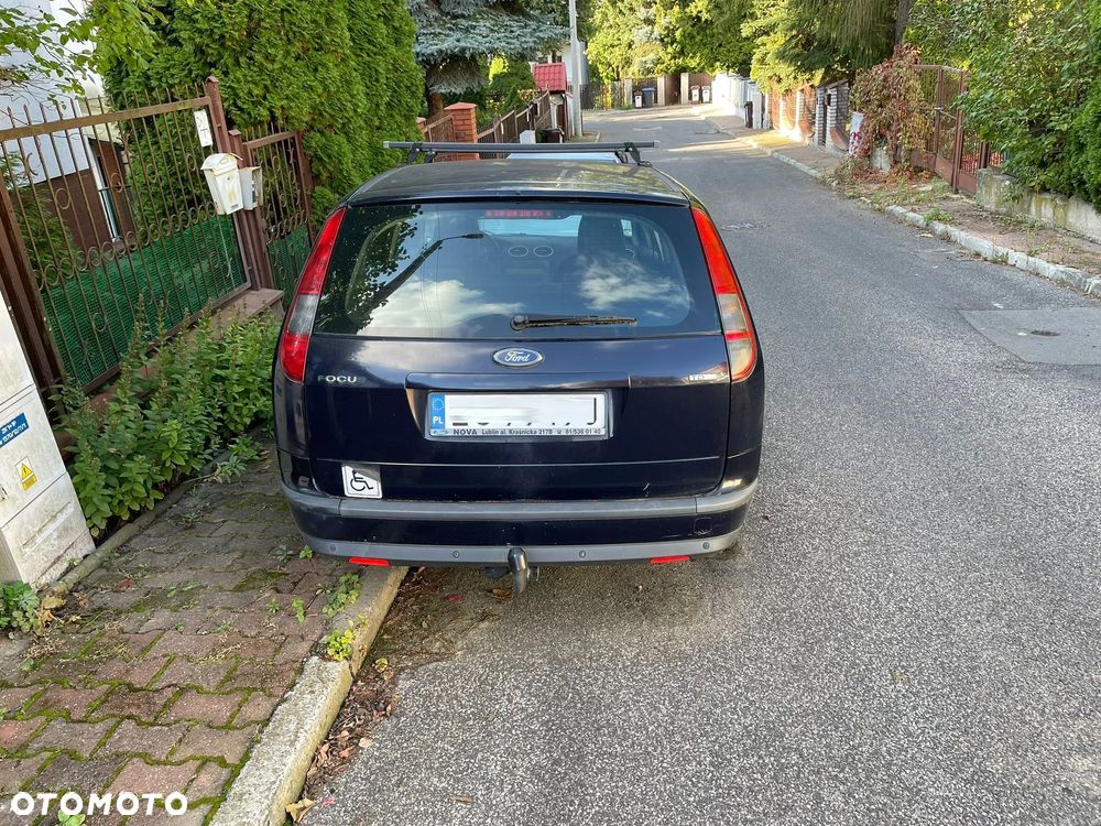 Ford Focus 1.6 TDCi Ghia - 4
