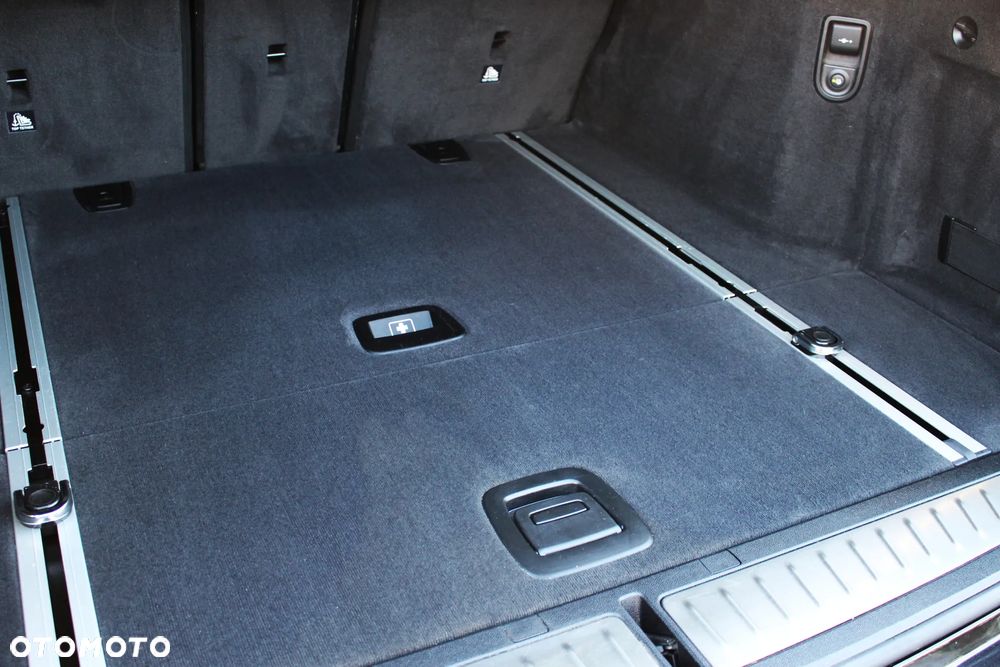 BMW Seria 5 520i Luxury Line sport - 17