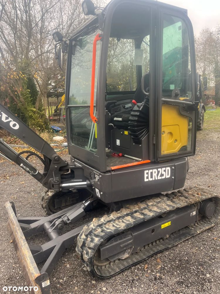 Volvo ECR 25D - 7