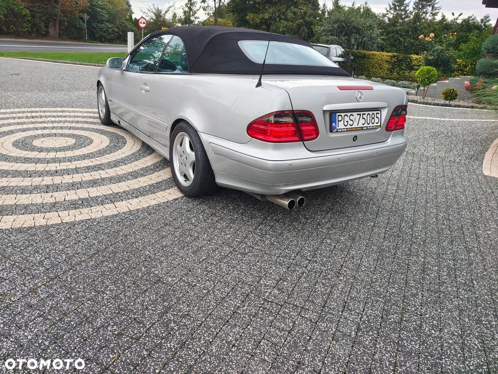 Mercedes-Benz CLK 320 - 5