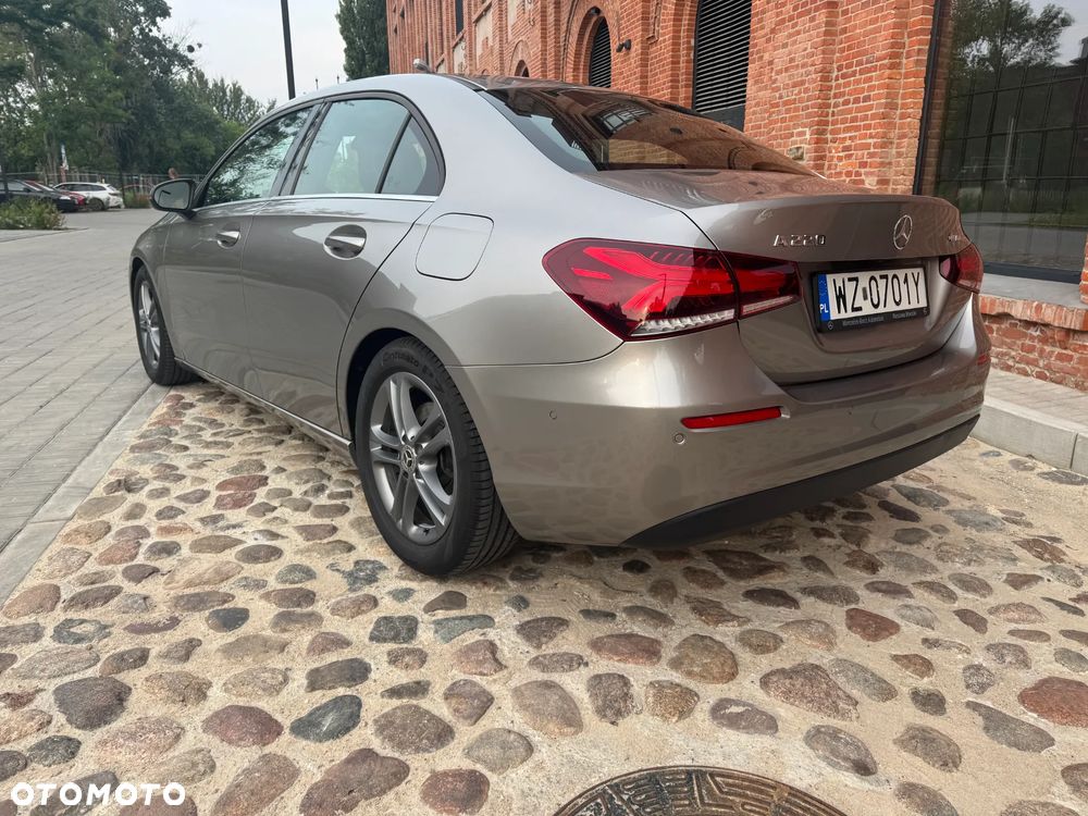 Mercedes-Benz Klasa A 220 4-Matic Progressive 7G-DCT - 5