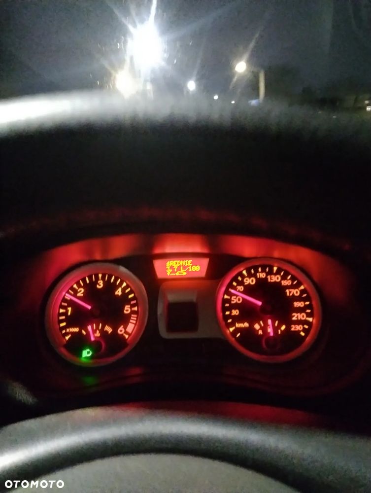 Renault Clio 1.5 dCi Authentique - 15