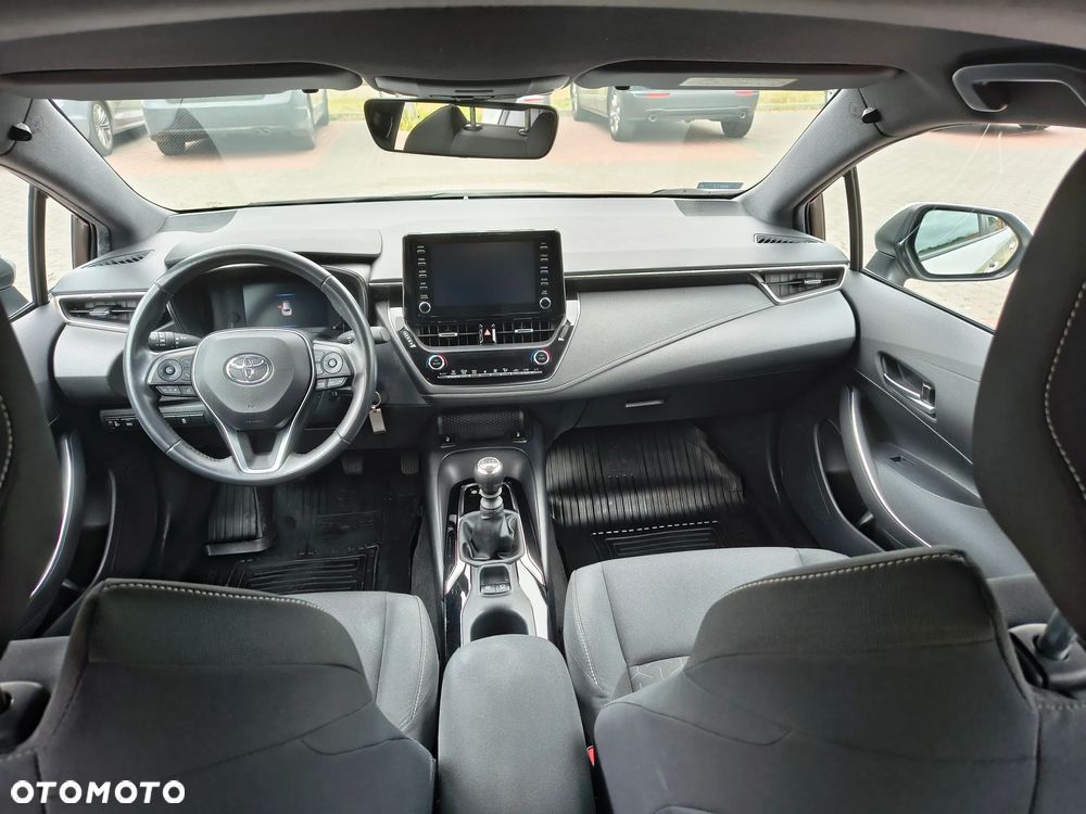 Toyota Corolla - 11