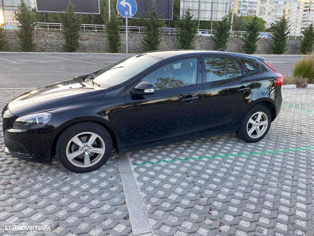 Volvo V40 D2 Kinetic - 6