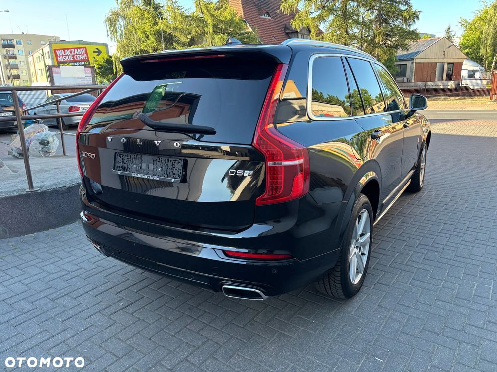 Volvo XC 90 D5 AWD Geartronic RDesign - 11