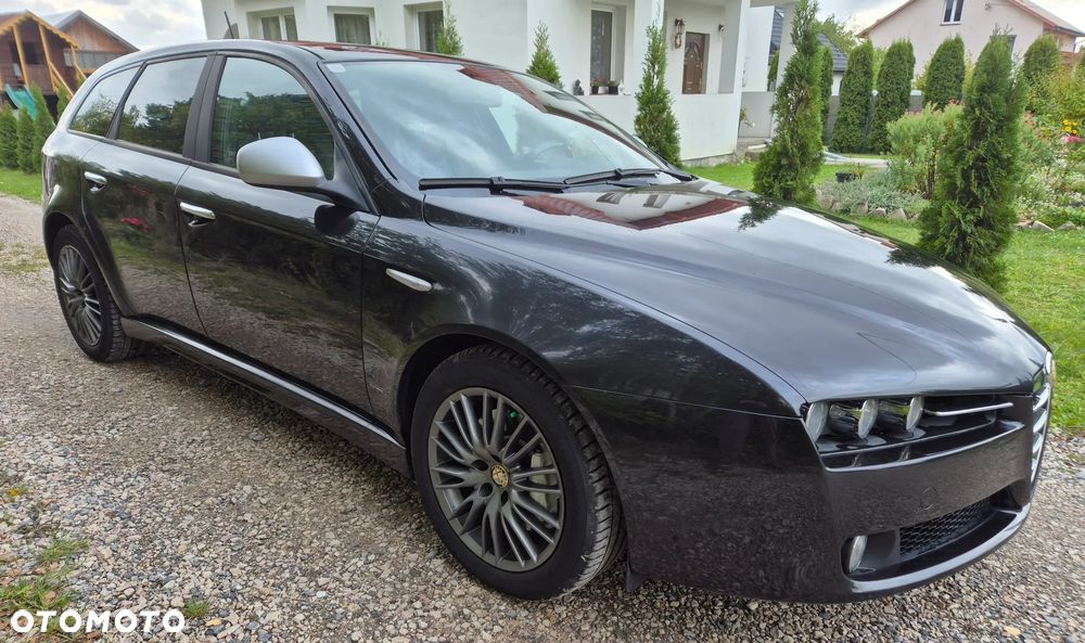 Alfa Romeo 159 - 8