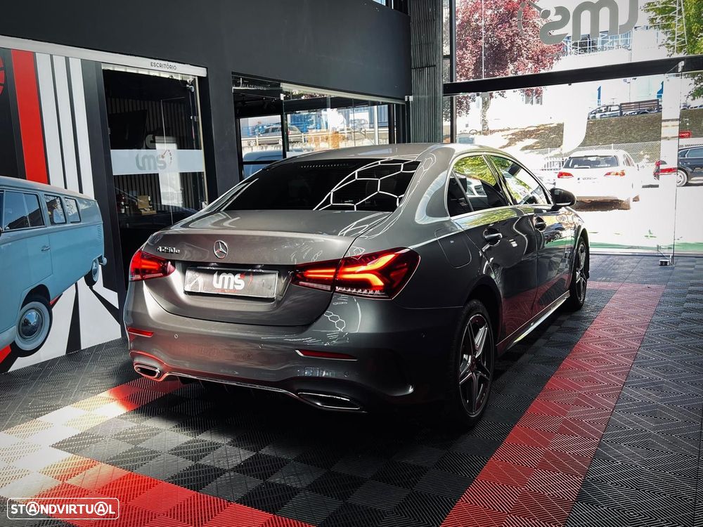Mercedes-Benz A 250 - 11