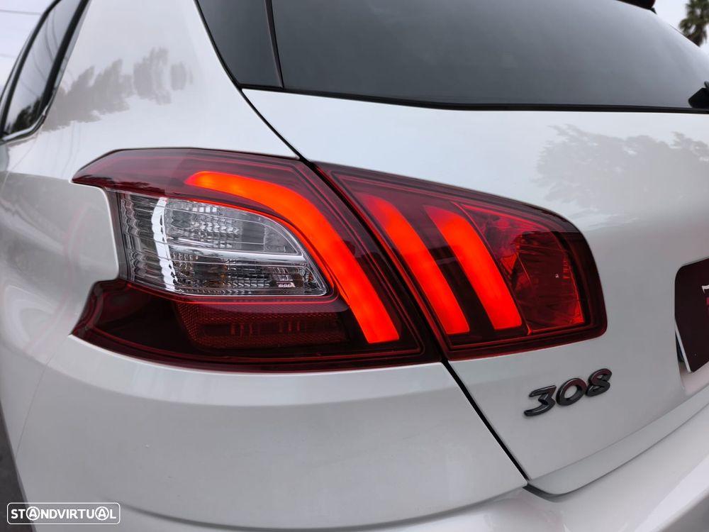 Peugeot 308 PureTech 130 GPF Stop & Start Allure - 16