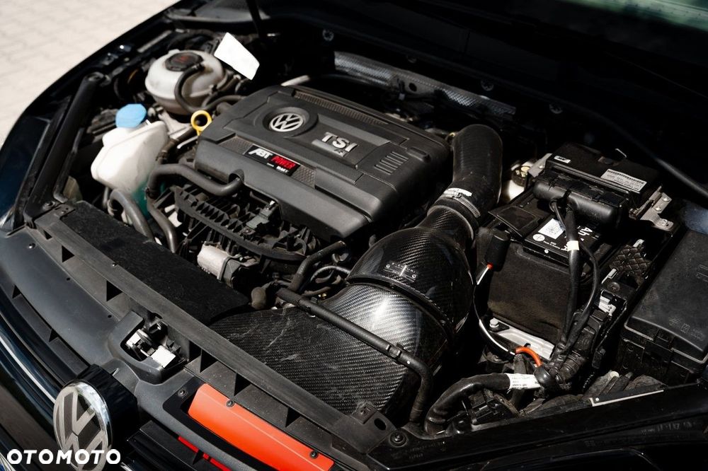 Volkswagen Golf - 13