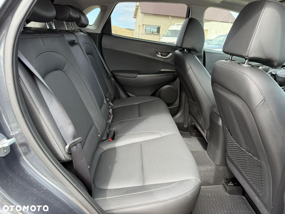 Hyundai Kona 1.6 T-GDI DCT 4WD Premium - 13