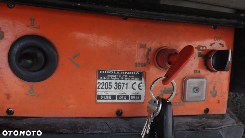 Mercedes-Benz Sprinter - 14