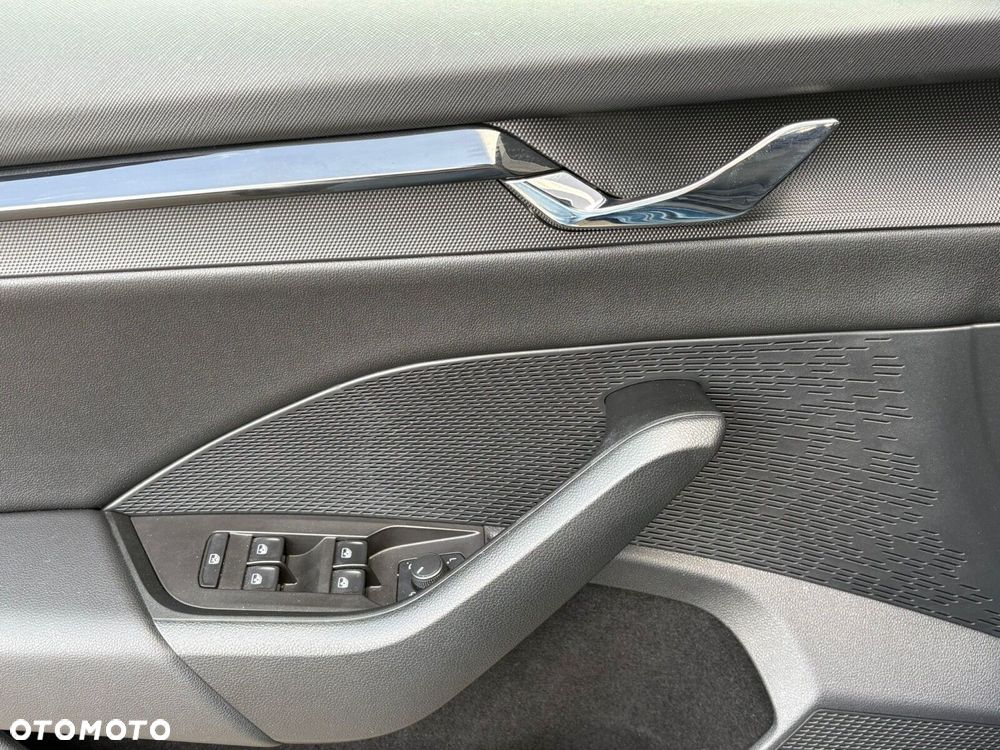 Skoda Octavia 2.0 TDI Ambition DSG - 12