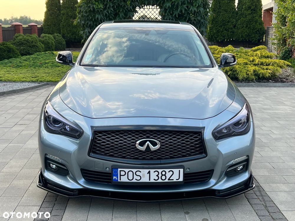 Infiniti Q50 - 2
