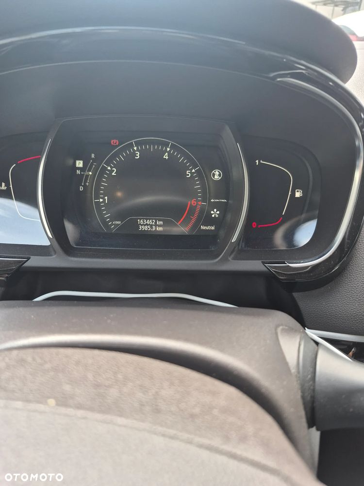 Renault Espace 1.6 TCE Initiale Paris EDC - 9