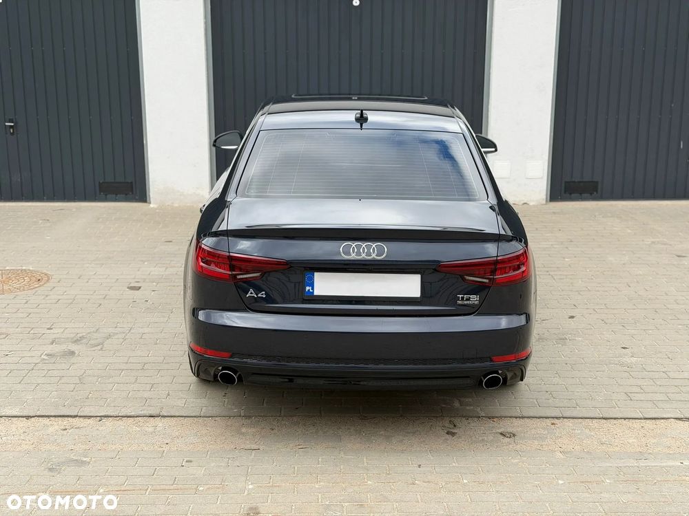 Audi A4 Limousine - 8
