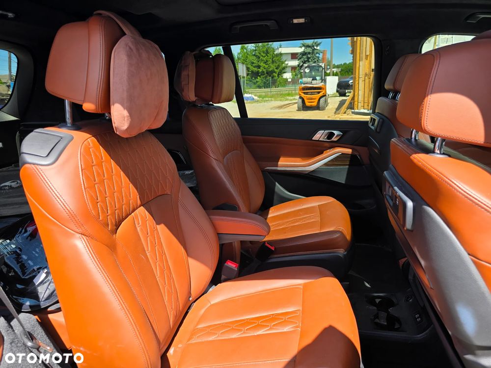 BMW X7 - 8