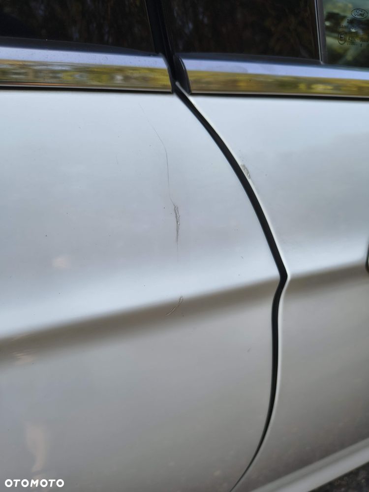Ford Mondeo - 16