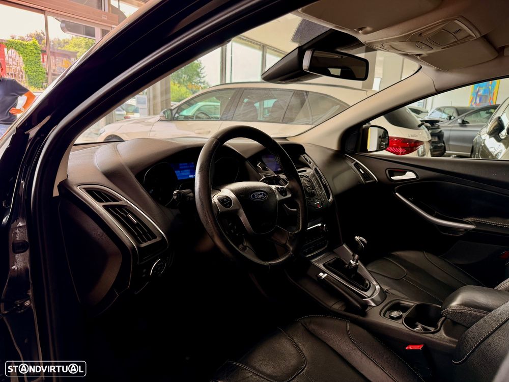 Ford Focus SW 1.6 TDCi ECOnetic 88g S&S Titanium - 5