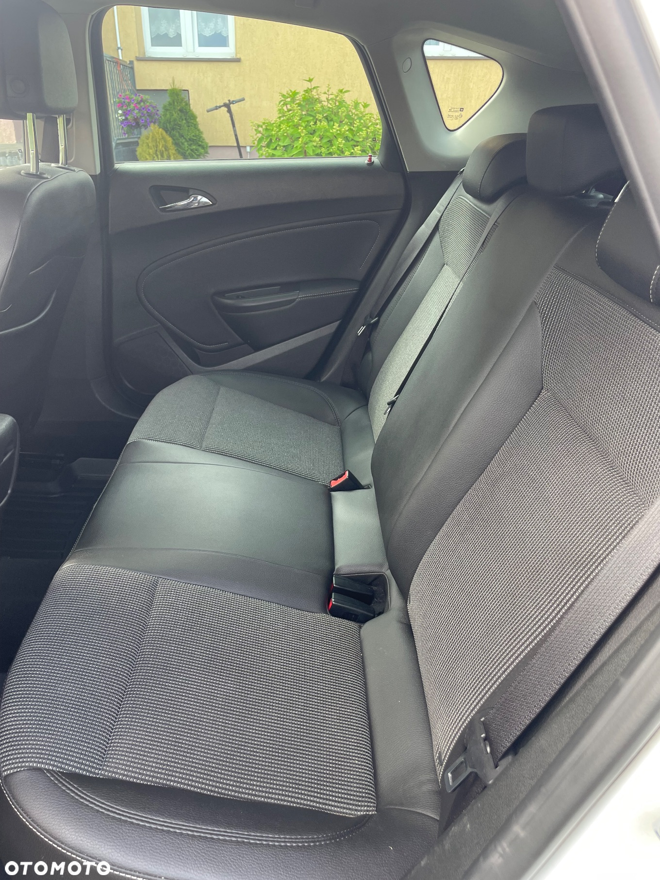 Opel Astra 1.4 Turbo Cosmo - 14