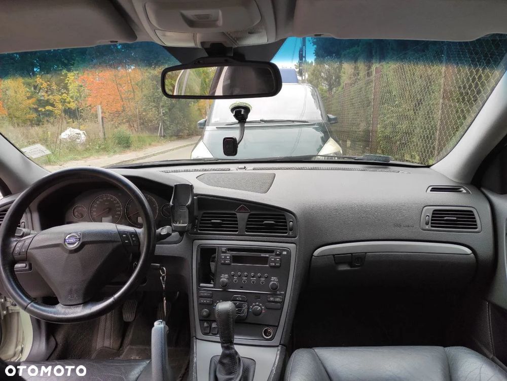 Volvo S60 2.4 D - 6
