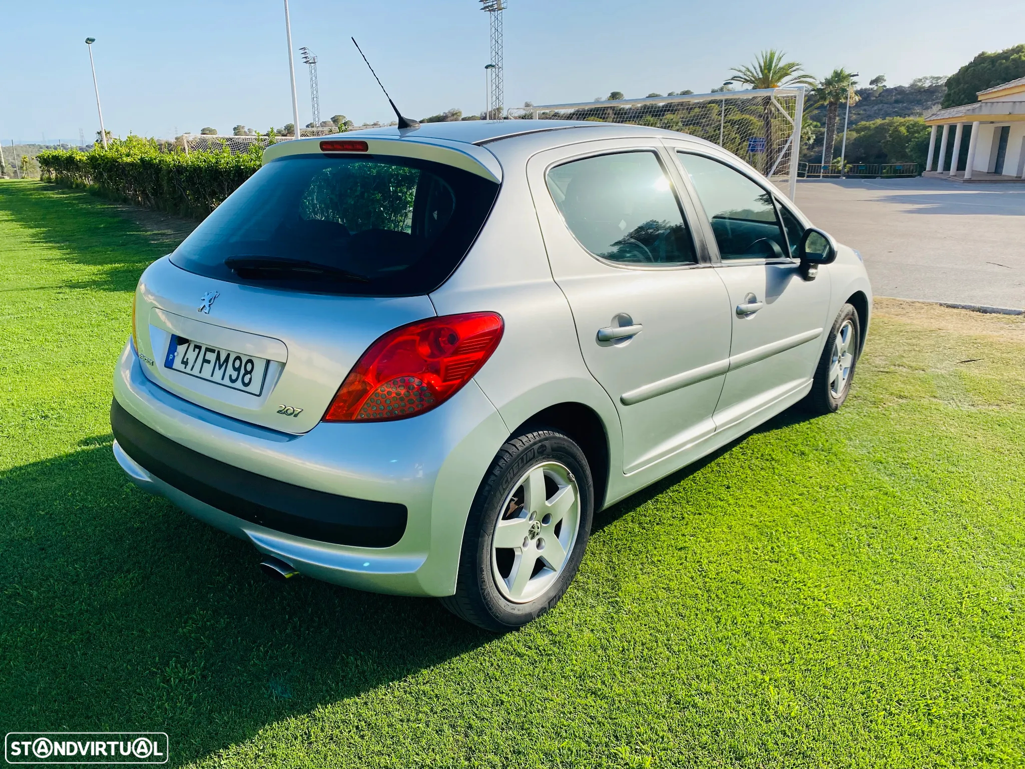 Peugeot 207 1.4 16V Trendy - 7