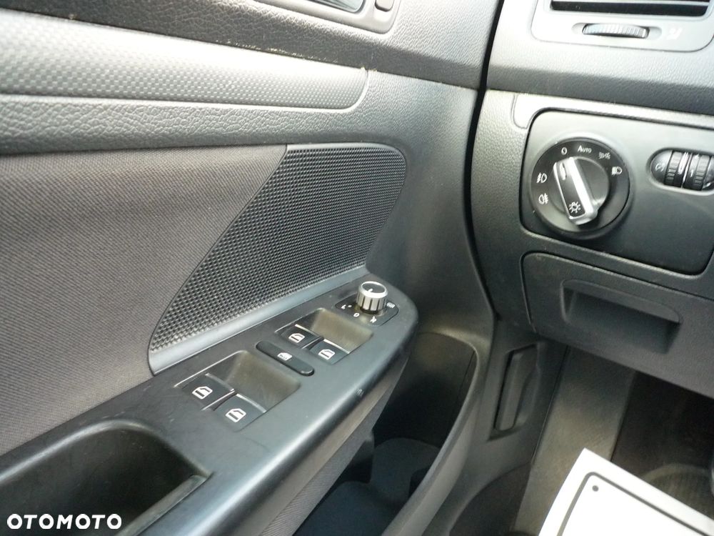 Volkswagen Golf 1.4 Trendline - 21