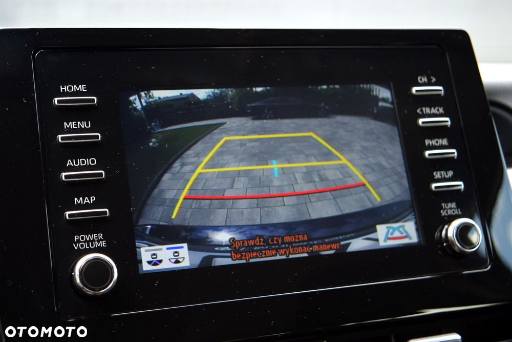Toyota Camry 2.5 Hybrid Comfort CVT - 27