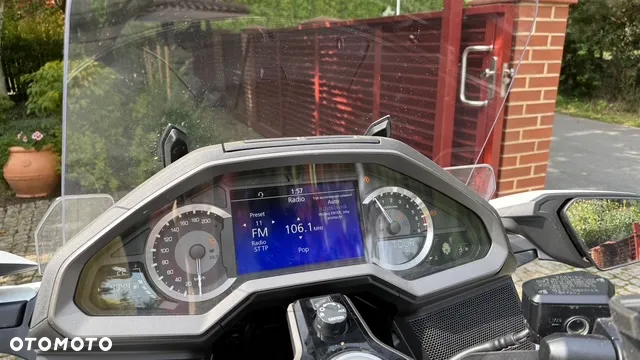 Honda GL - 5