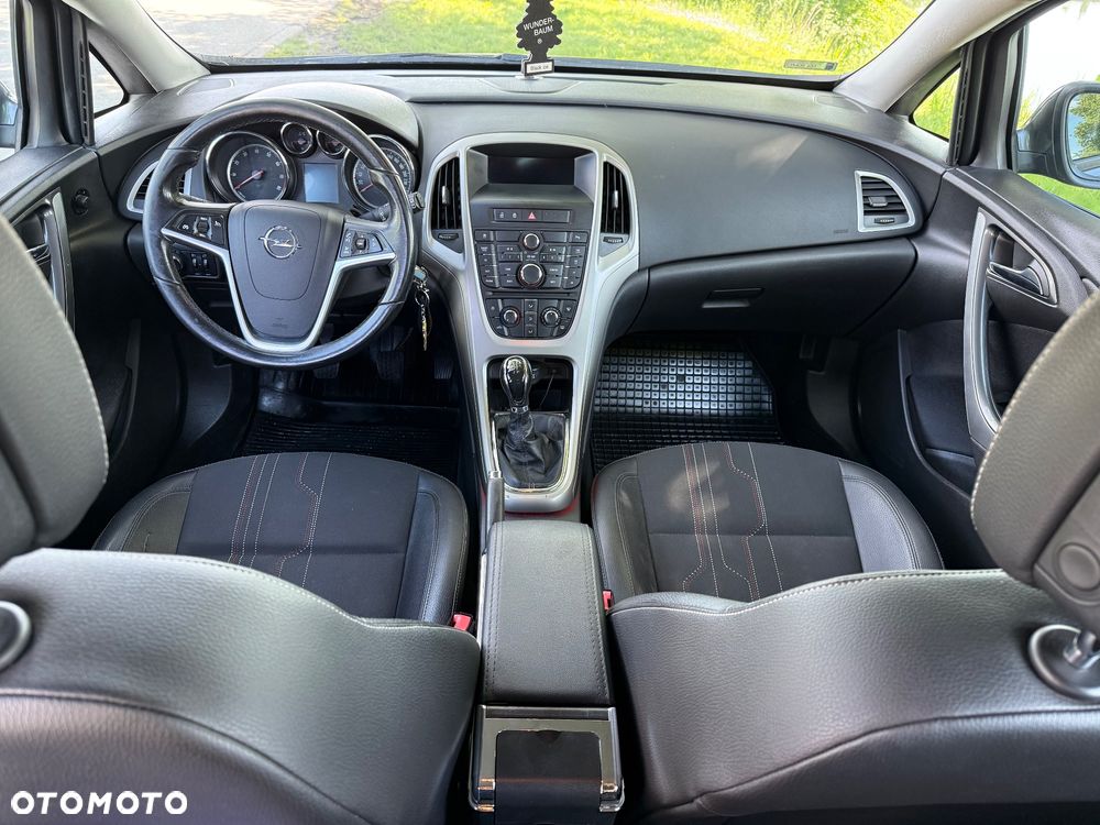 Opel Astra 1.6 Cosmo - 24