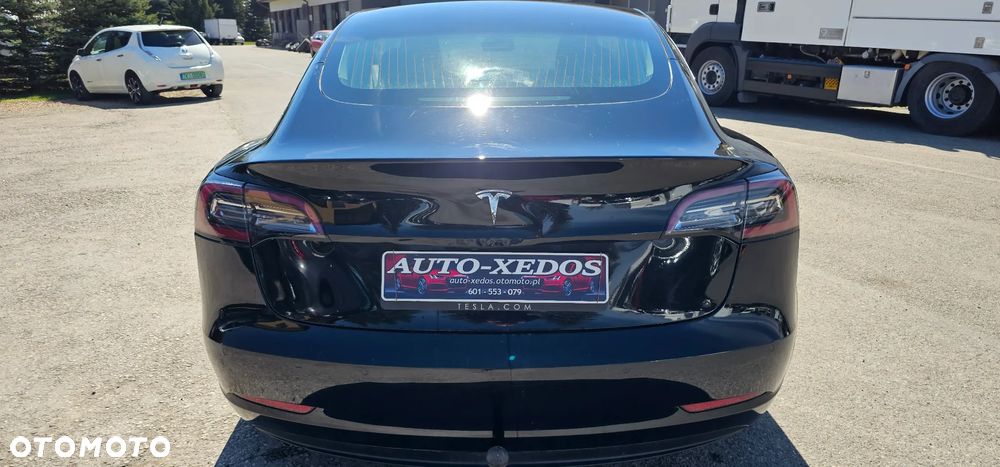 Tesla Model 3 Standard Reichweite Plus Hinterradantrieb - 7