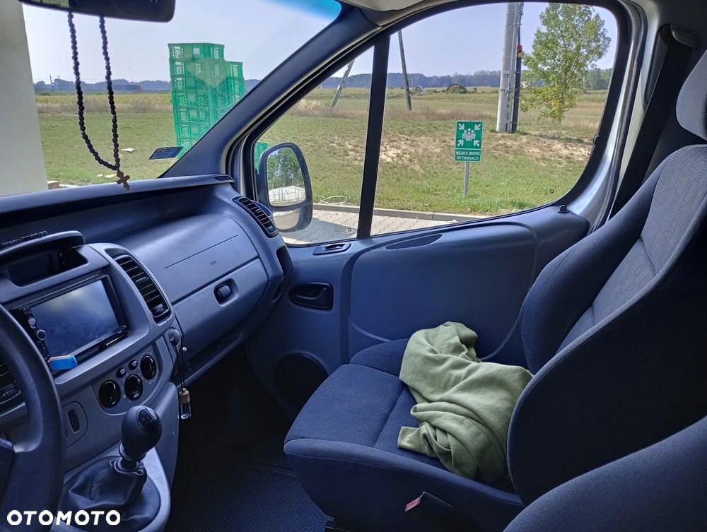 Opel Vivaro L1H1 2.7t - 14
