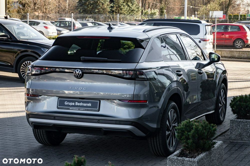 Volkswagen T-Roc - 11