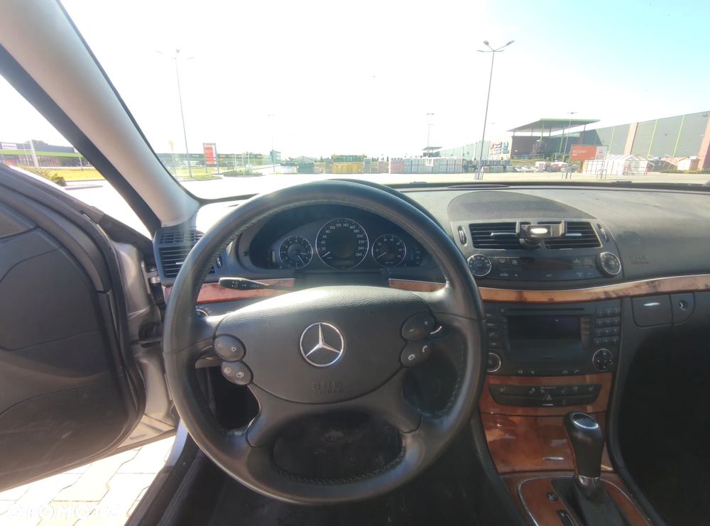 Mercedes-Benz Klasa E 200 Kompressor Automatik Elegance - 11