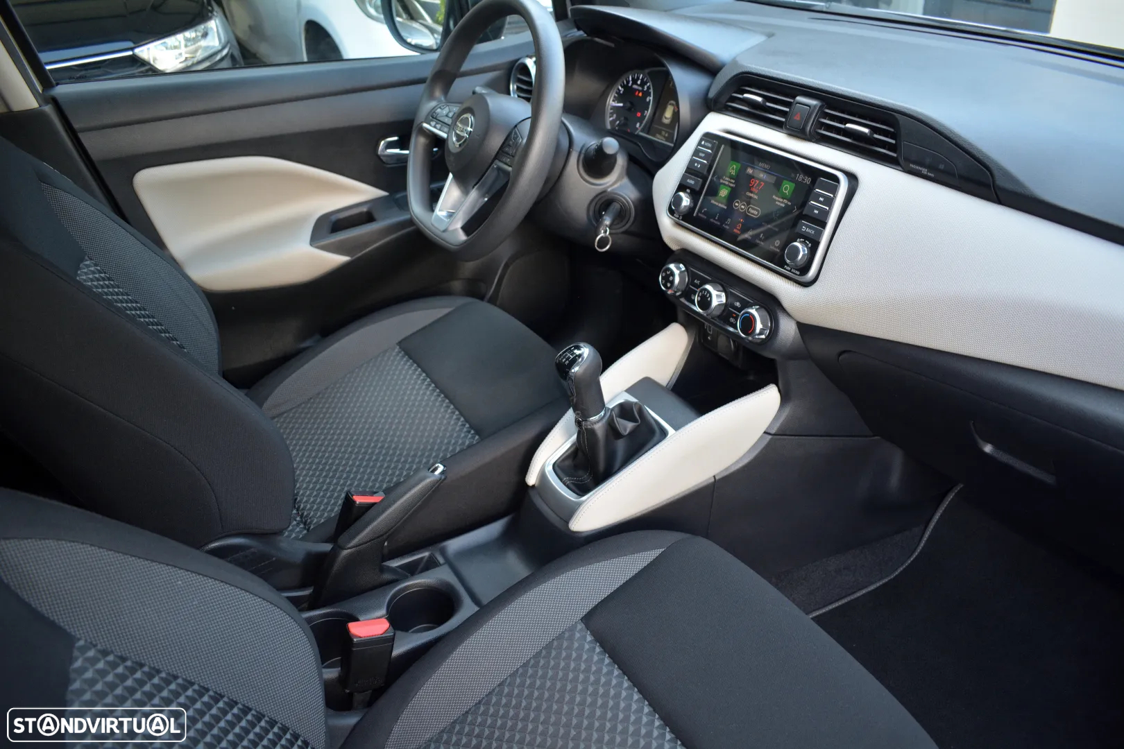 Nissan Micra 1.0 IG-T Acenta - 18