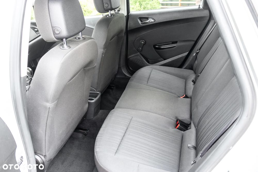 Opel Astra IV 1.4 Essentia - 22