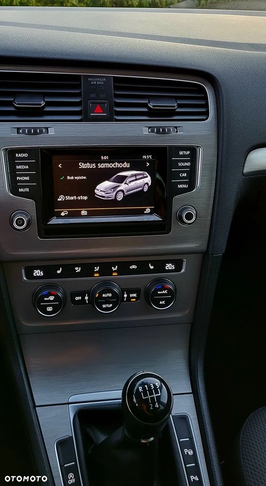 Volkswagen Golf 1.6 TDI BlueMotion Technology Comfortline - 6