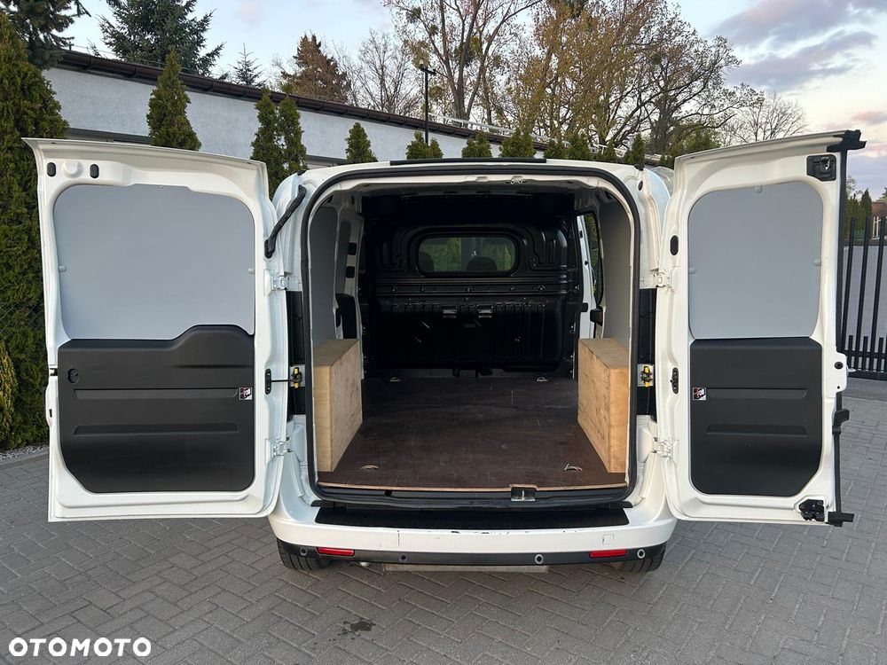 Fiat Doblo - 17