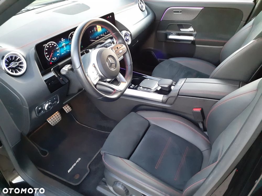 Mercedes-Benz EQA 300 66.5kWh 4-Matic AMG Line - 21