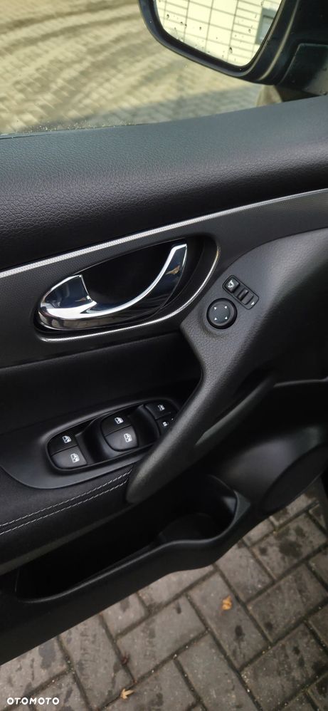 Nissan Qashqai 1.2 DIG-T Tekna+ - 24