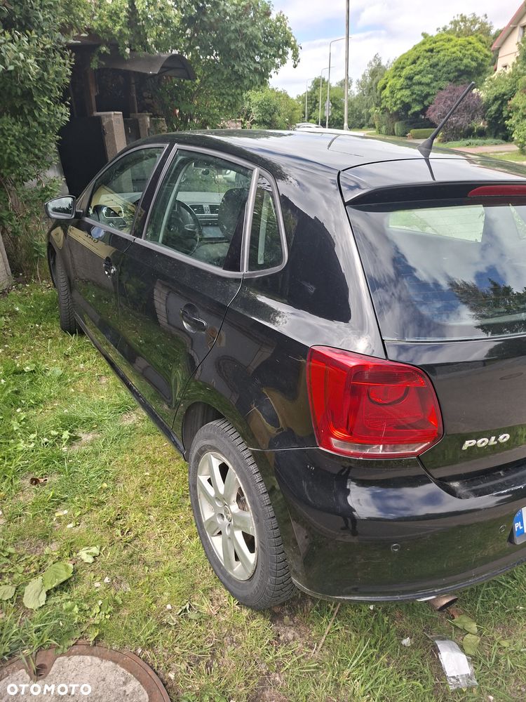 Volkswagen Polo - 2