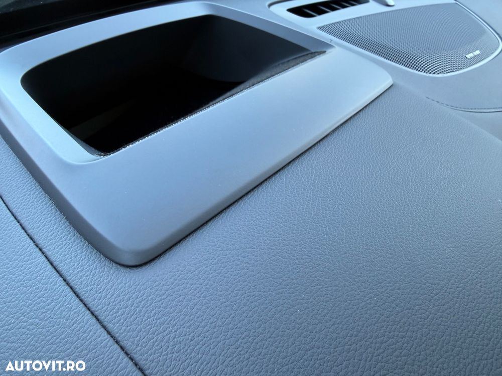 Volvo XC 90 T8 AWD Recharge Geartronic Inscription Edition - 39