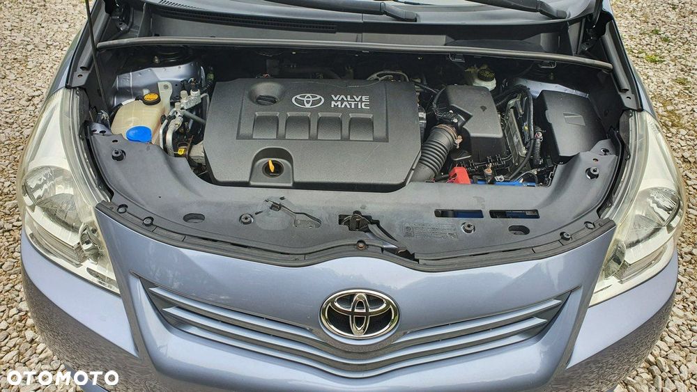 Toyota Verso - 30