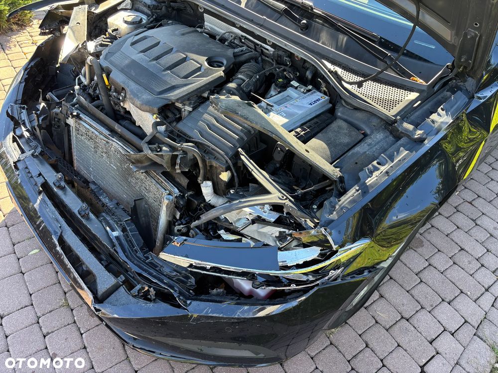 Volkswagen Passat Variant 2.0 TDI SCR DSG - 40