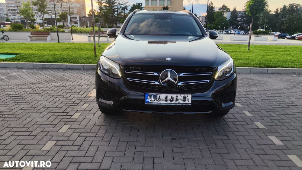 Mercedes-Benz GLC 350 e 4Matic 7G-TRONIC AMG Line - 2