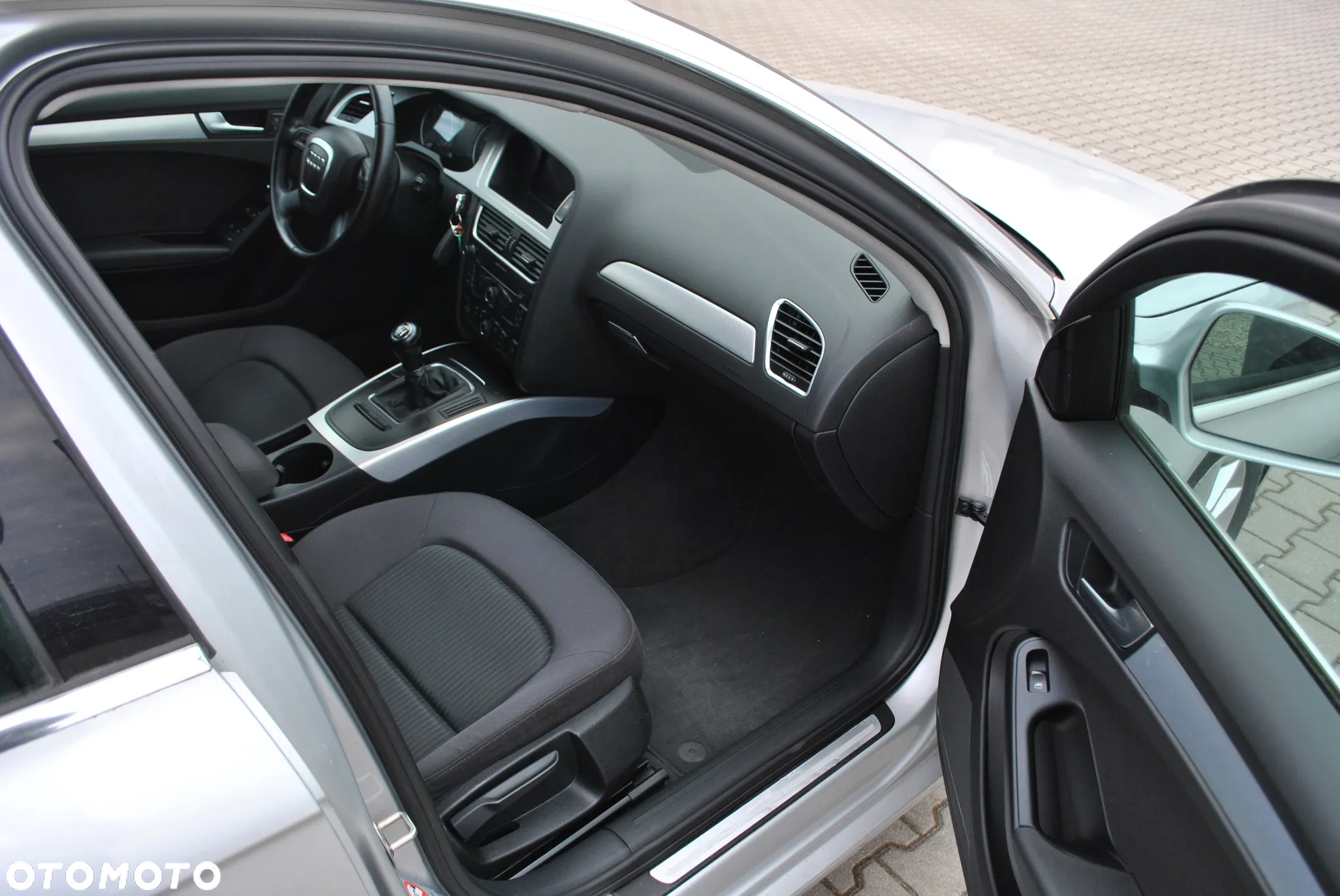Audi A4 Avant 2.0 TDI DPF - 12