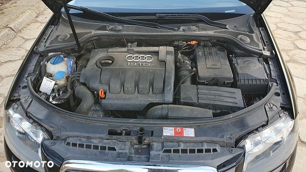 Audi A3 Sportback 1.9 TDI Ambiente - 16