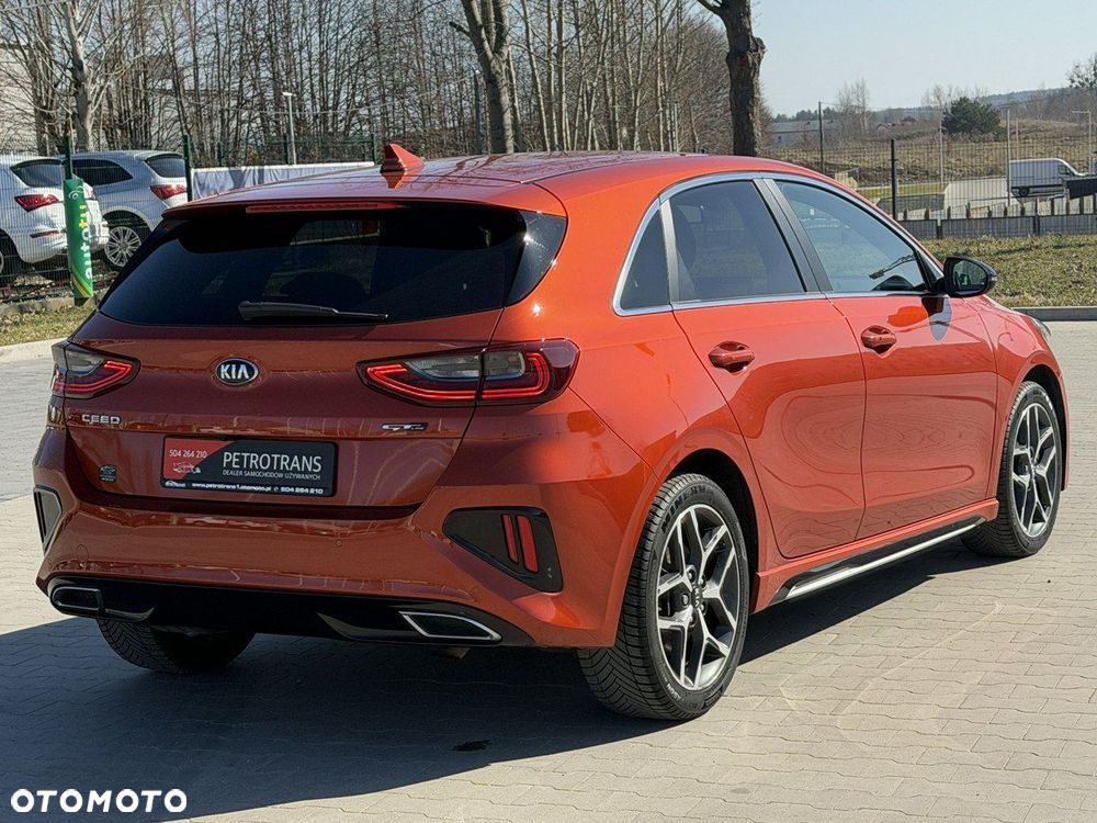 Kia Ceed 1.6 CRDi (48V Mild-Hybrid) DCT7 GT Line - 9