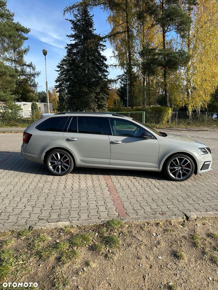 Skoda Octavia 2.0 TDI DSG RS - 4